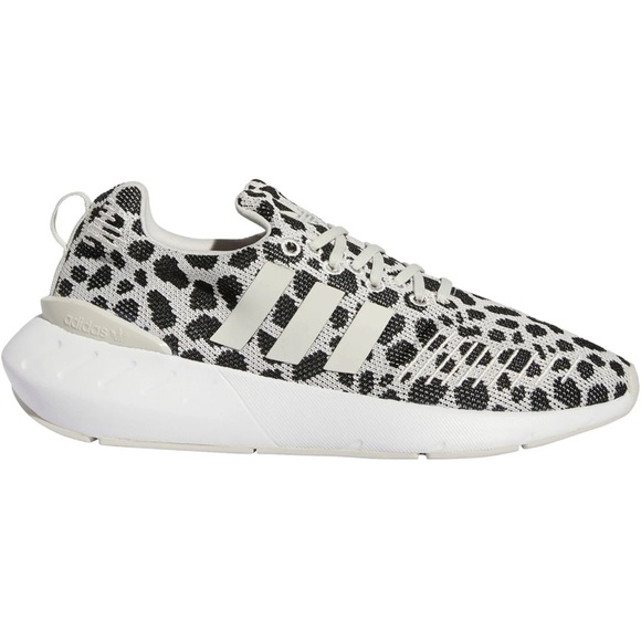 adidas Originals Women's Swift Run 22 Shoes in Cream Leopard